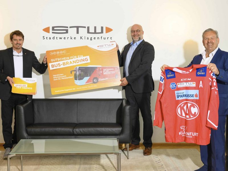 20210430_GutscheinübergabeFürEinBusBranding_KAC-STW@STWKlagenfurt