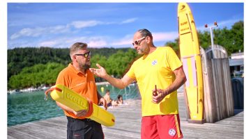 Wasserrettung und Bademeister (c) Helge Bauer